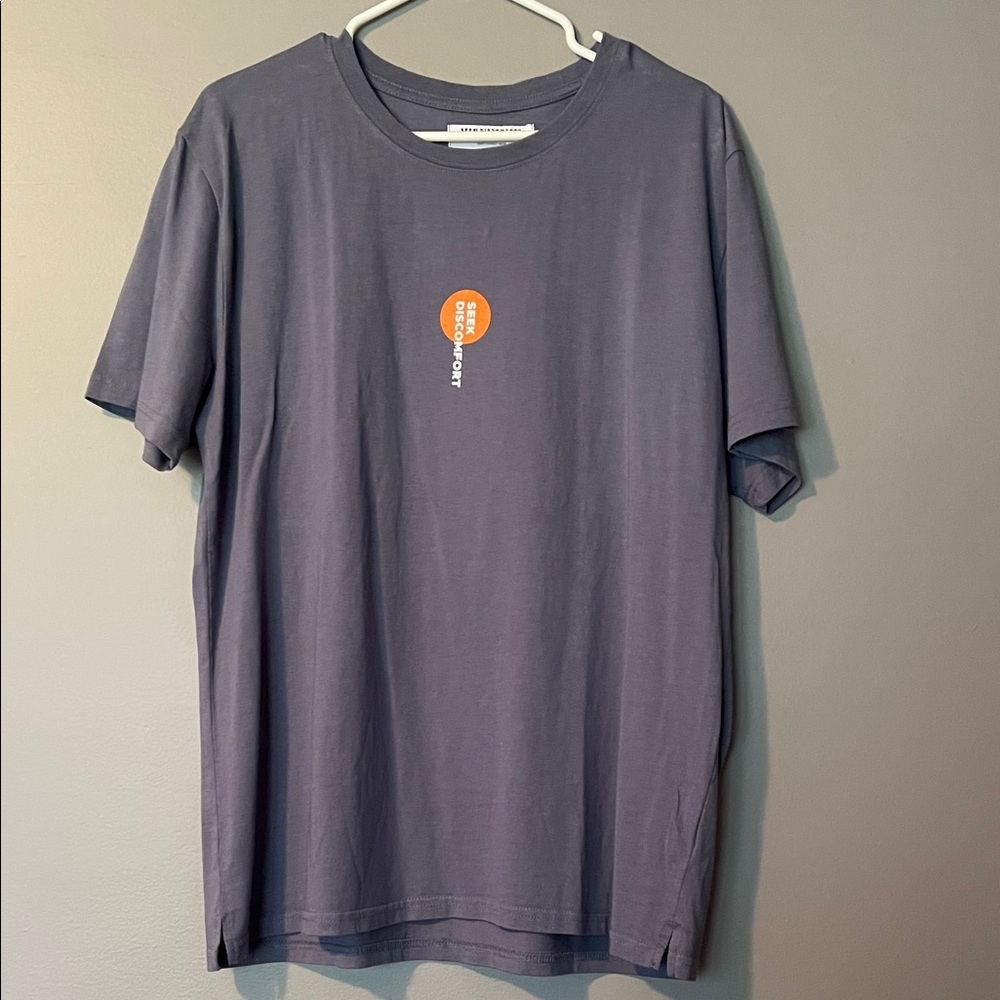 Mens Seek Discomfort Graphic Tee